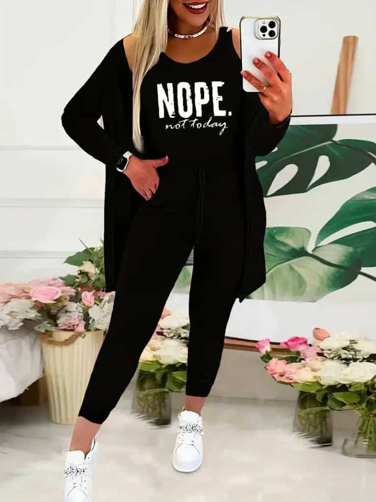 Buxna/bola og peysusett