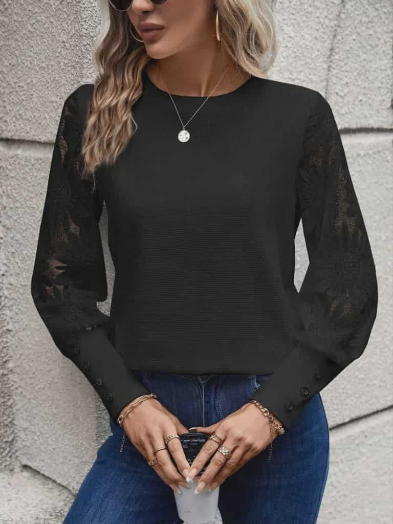 Skyrta með ziffon-munstruðum ermum og tölum